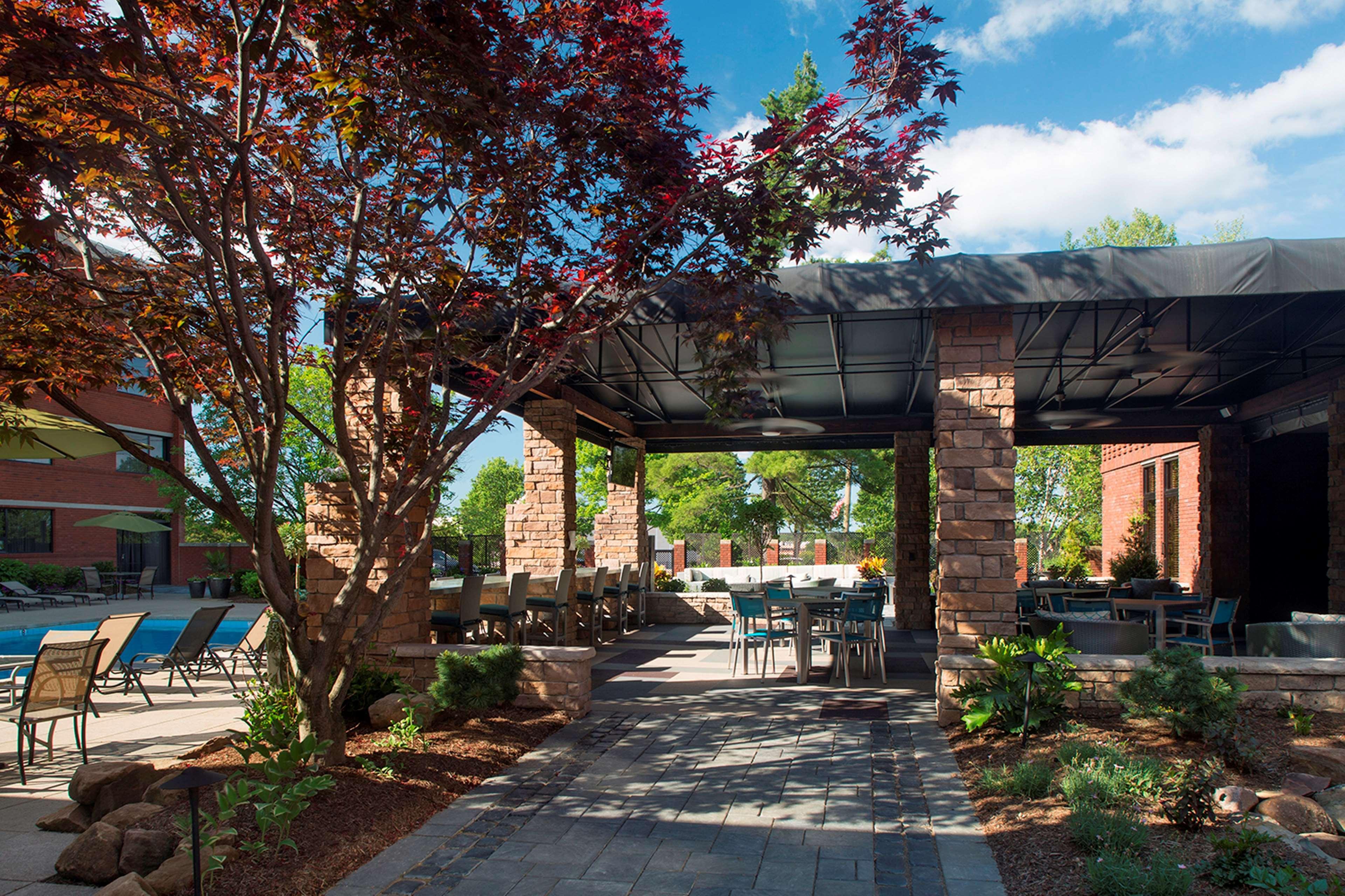 Doubletree By Hilton Akron