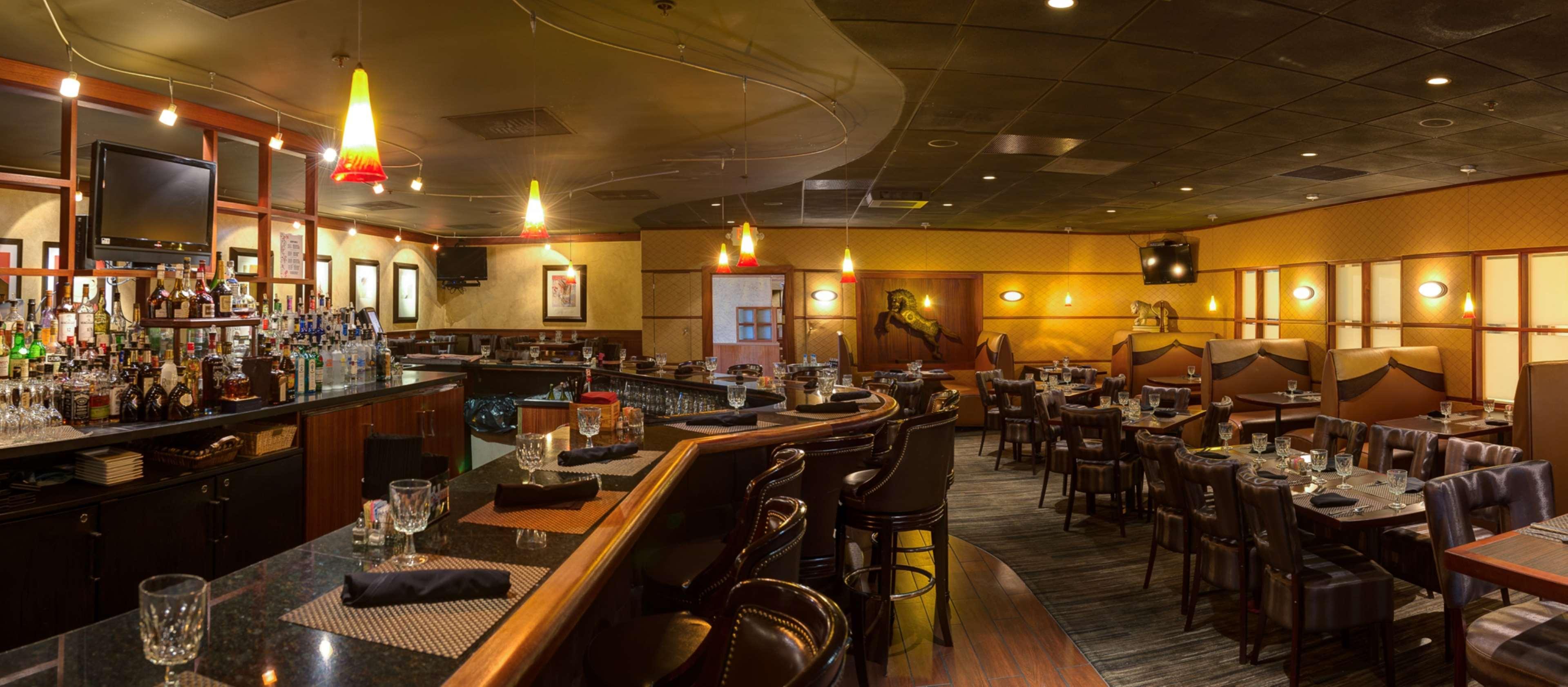 Doubletree By Hilton Akron 3*