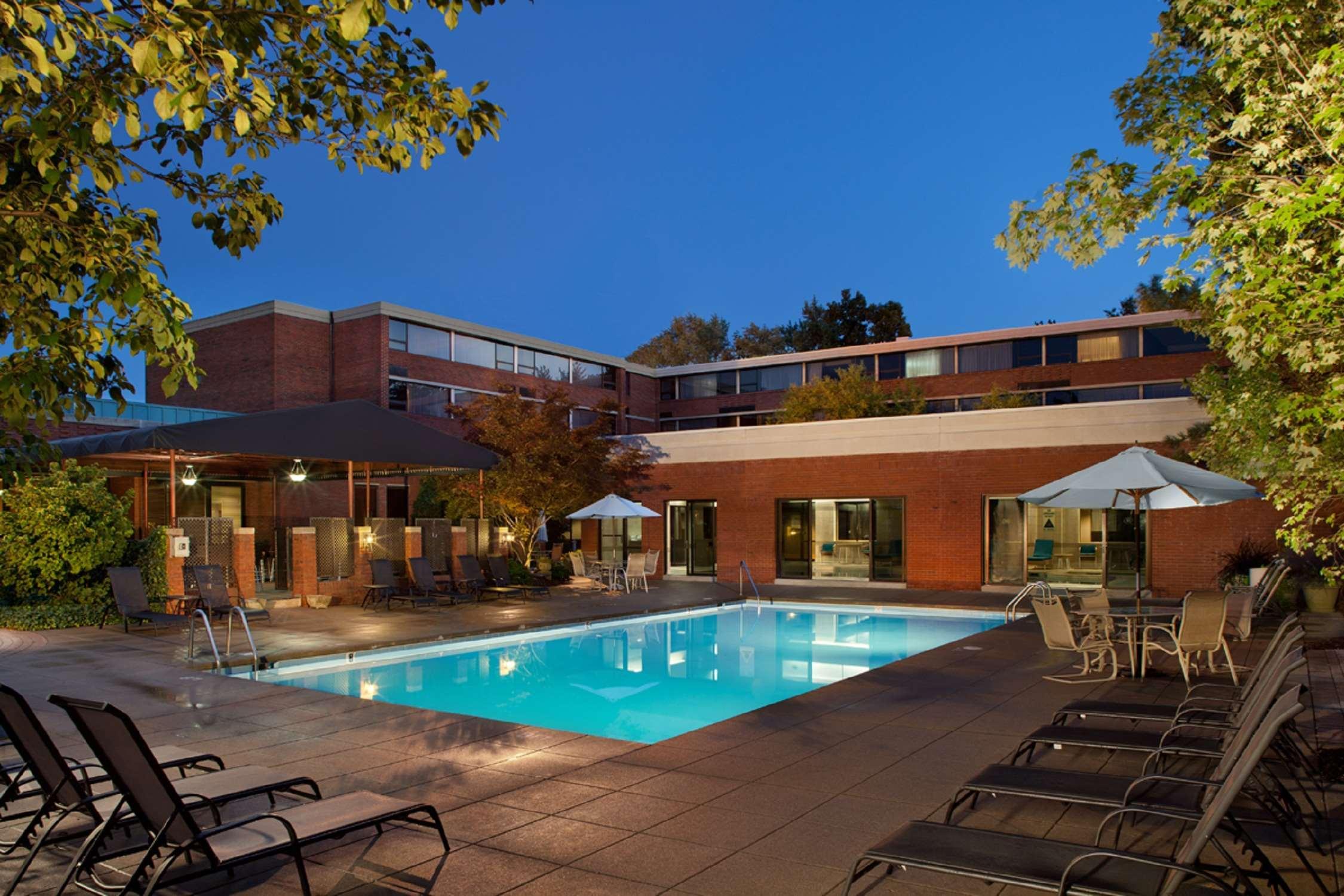 Doubletree By Hilton Akron Hotel Fairlawn