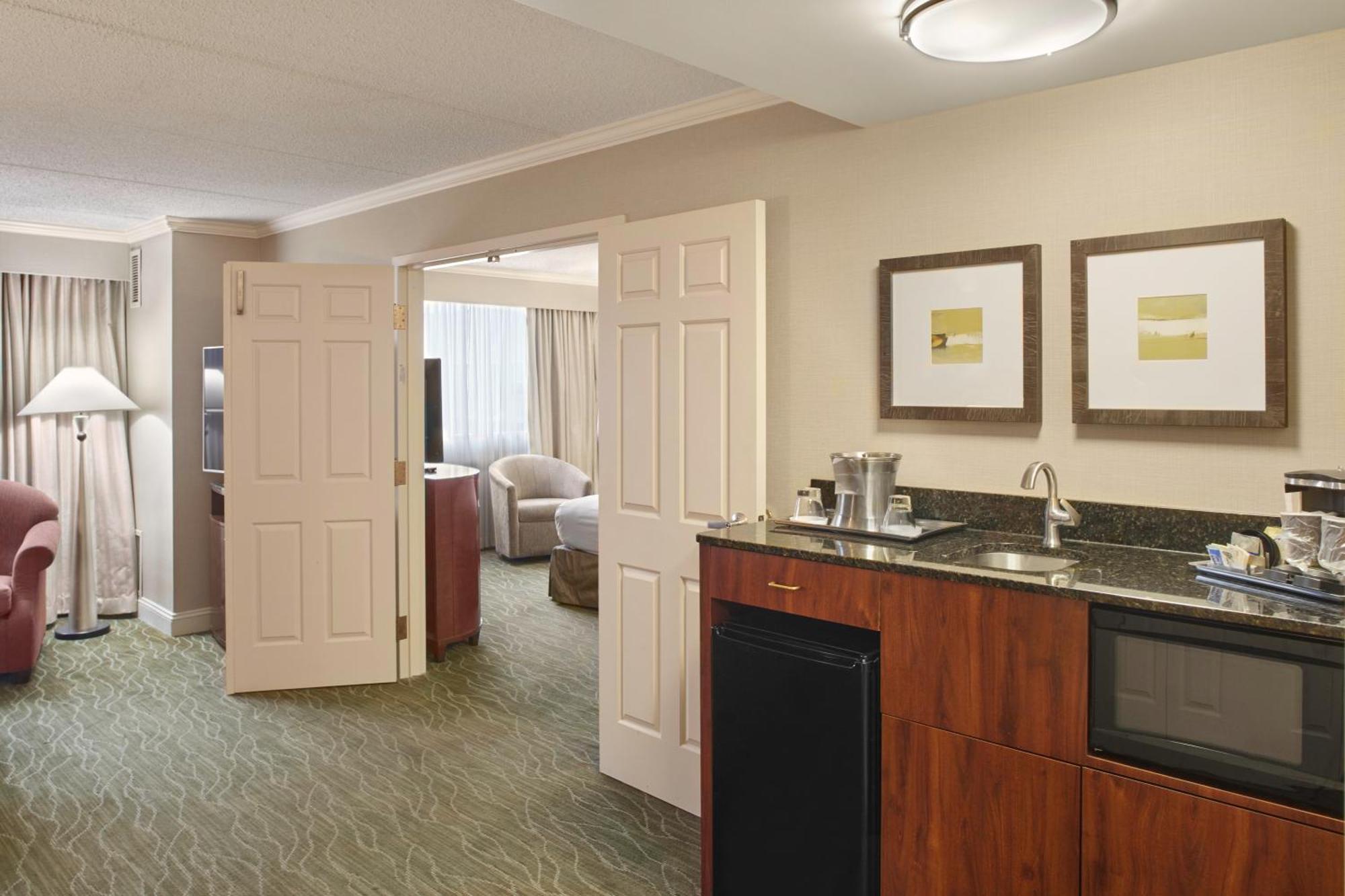 Doubletree By Hilton Akron