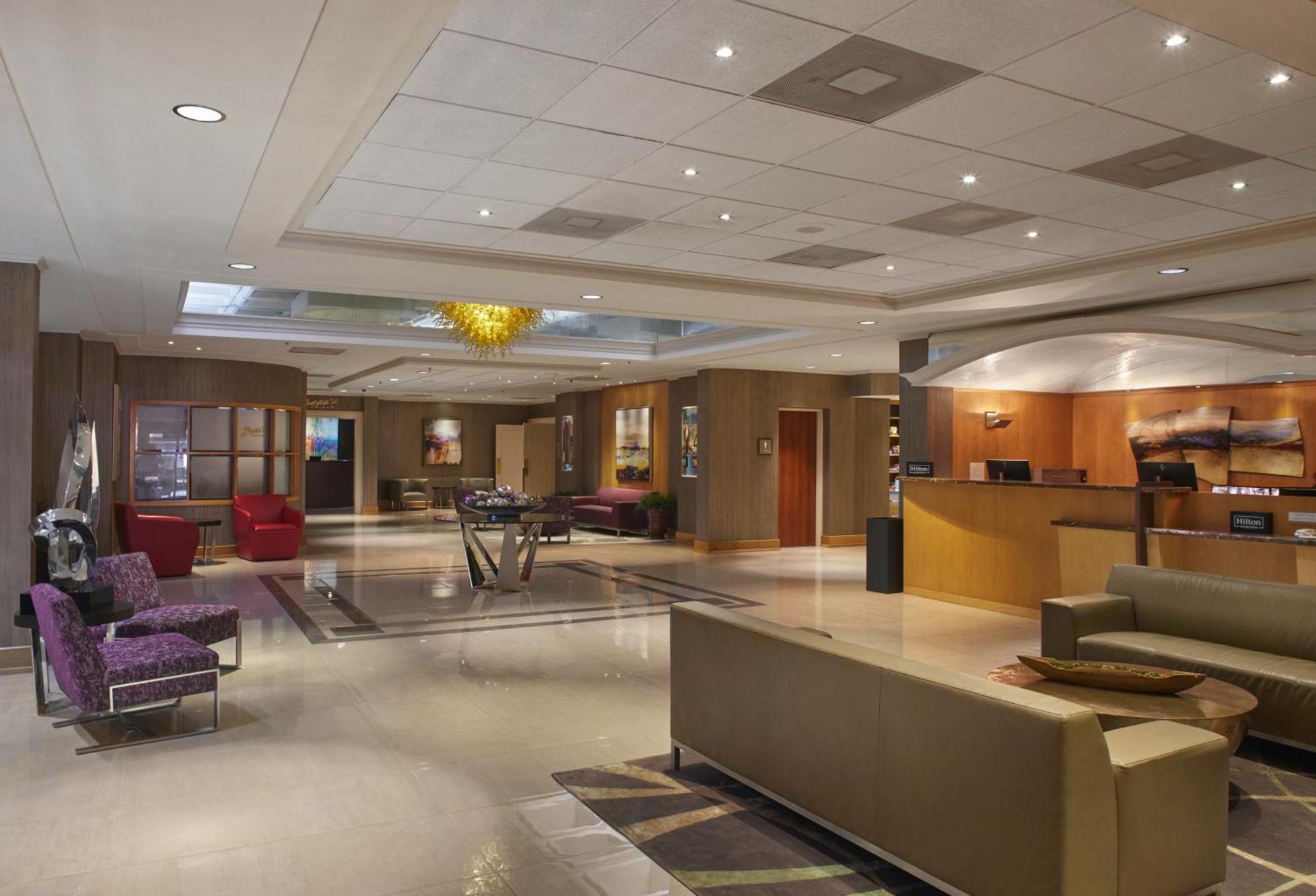 Hotel Doubletree By Hilton Akron